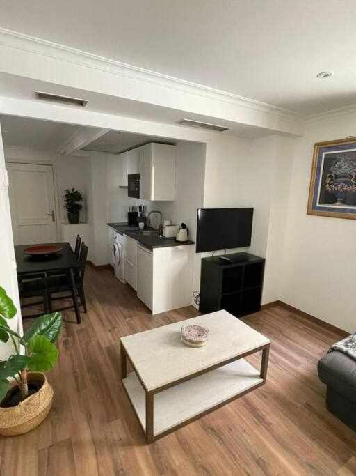 Apartamento IV Alcalaretiro Ideal Parejas Madrid Exterior photo